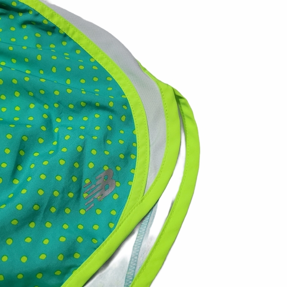 Women's New Balance Running Shorts Sz Small - Picture 2 of 7